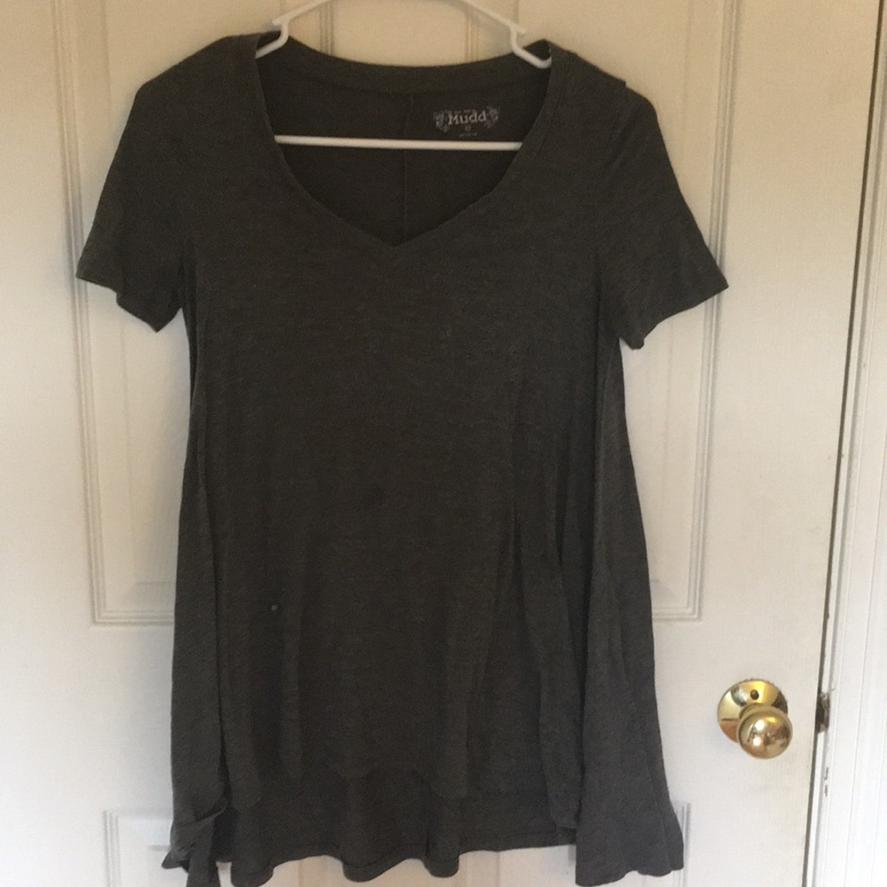 4/$12  Plain gray Mudd tunic